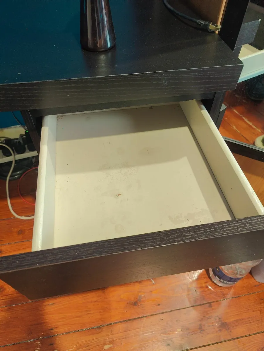 Desk - Image 3