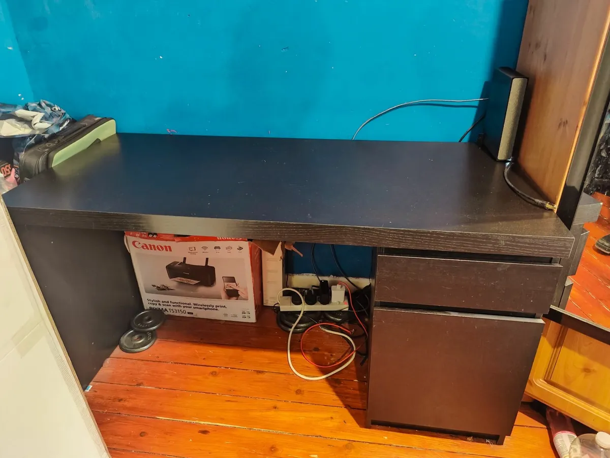Desk - Image 1