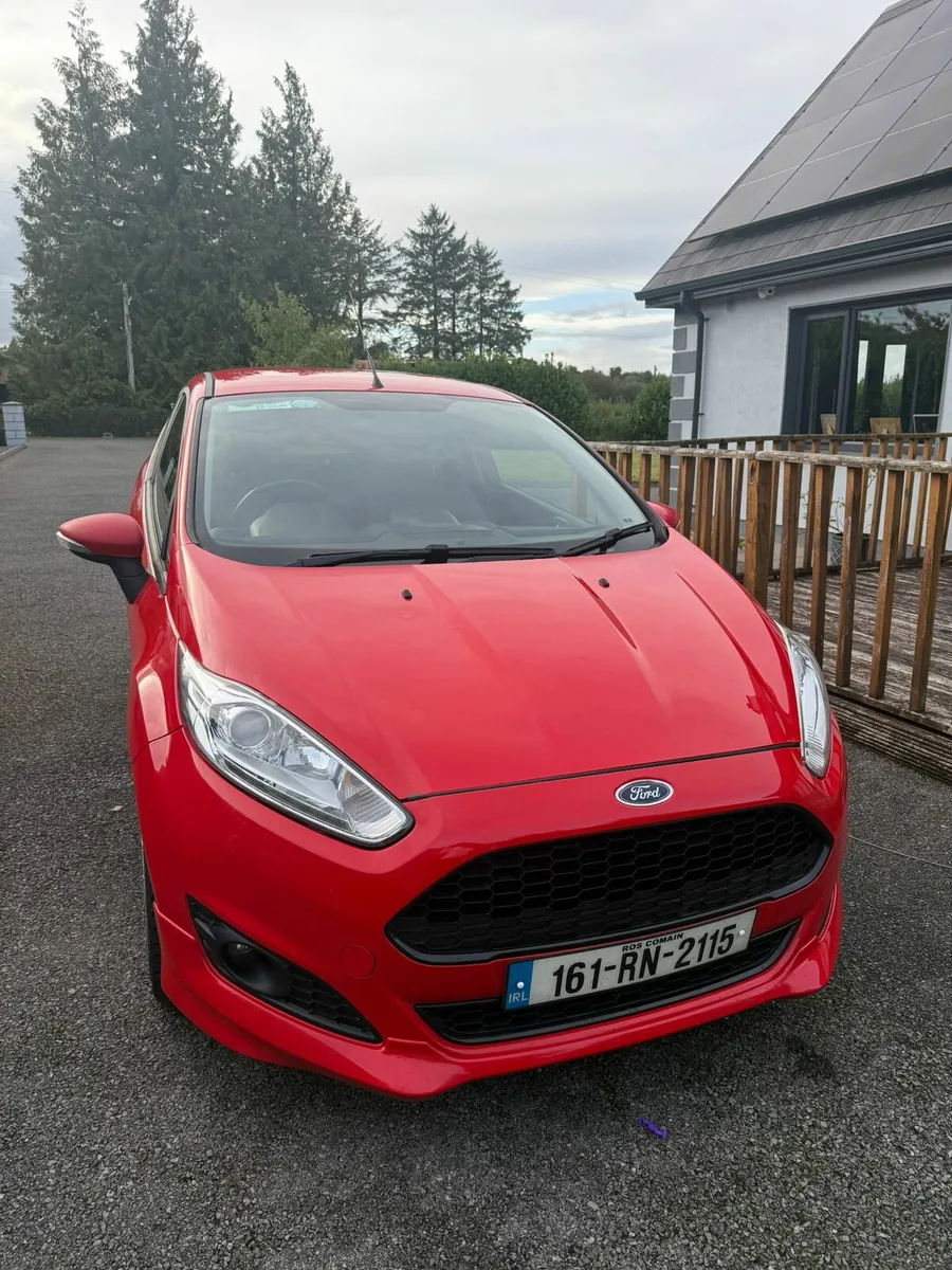 161 Ford Fiesta 1.0 Zetec 140PS - Image 2