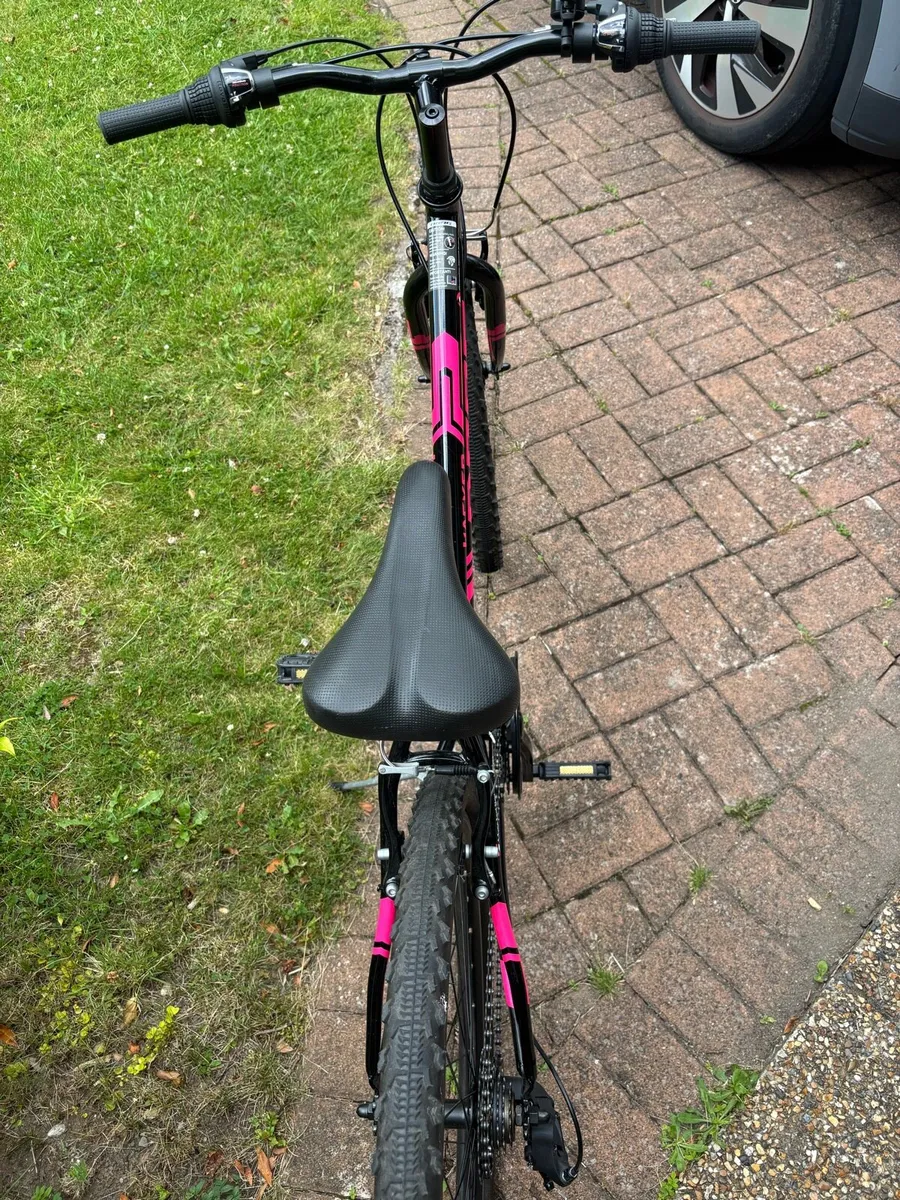 Girls Hacker bike size 26 - Image 4