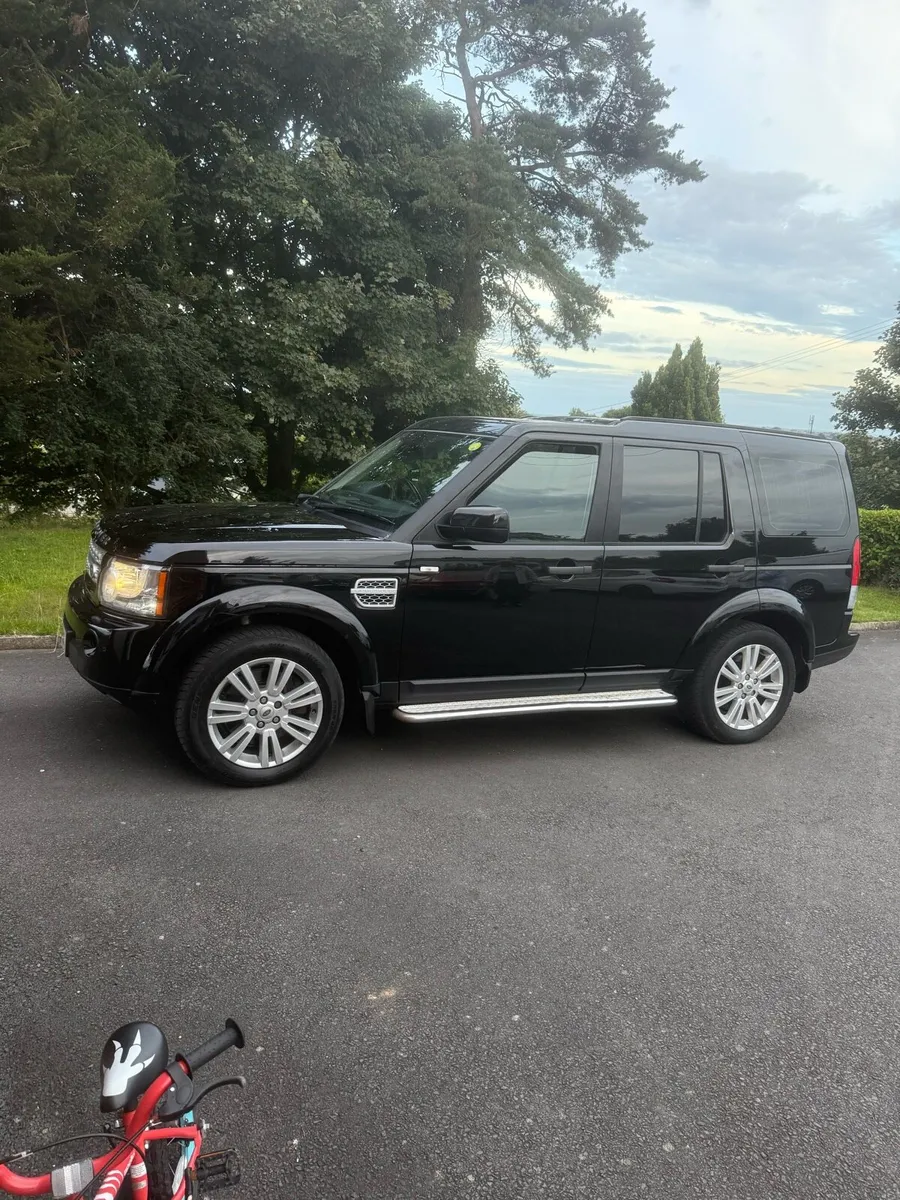Land Rover Discovery 4 - Image 2