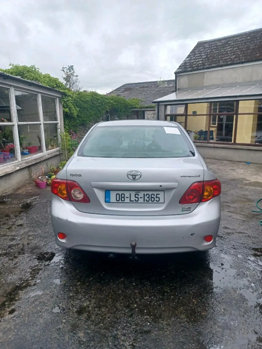 Toyota corolla - Image 1