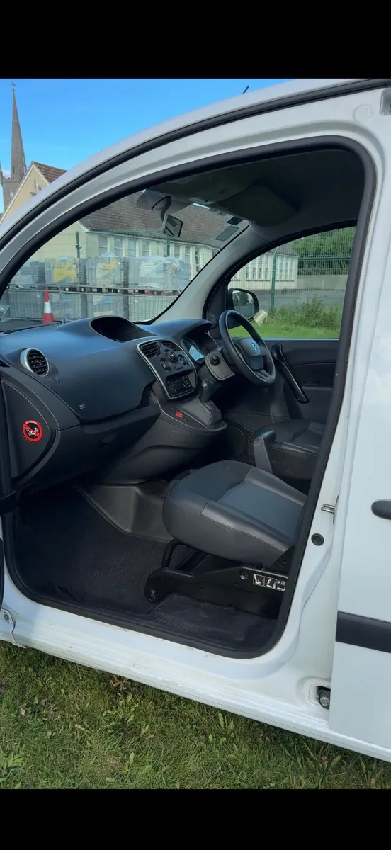 Renault Kangoo 33 5DR  🔥2019 Low mileage🔥 - Image 4
