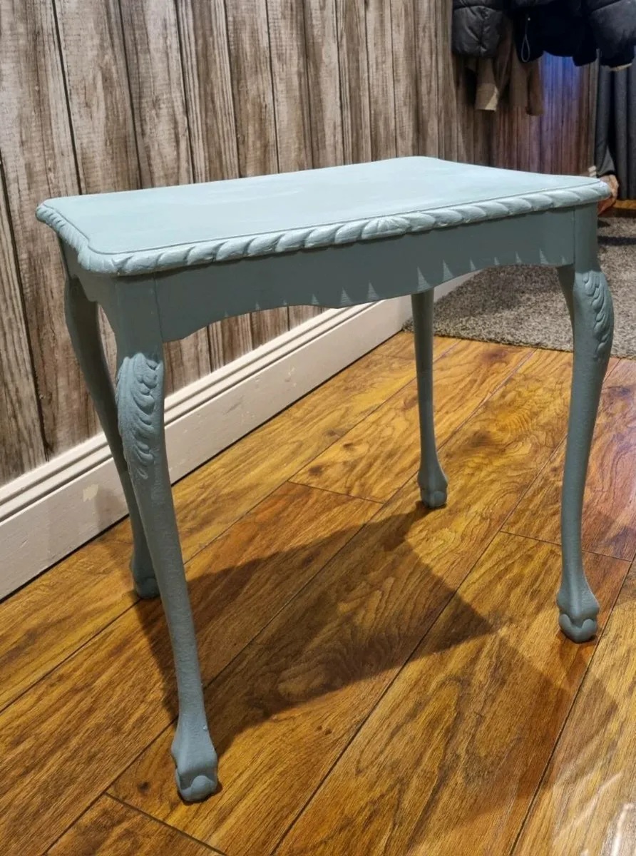 Small table - Image 1
