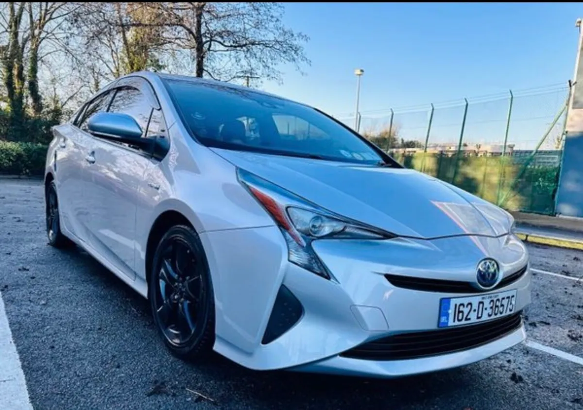 TOYOTA Prius 2016 Hybrid - Image 1