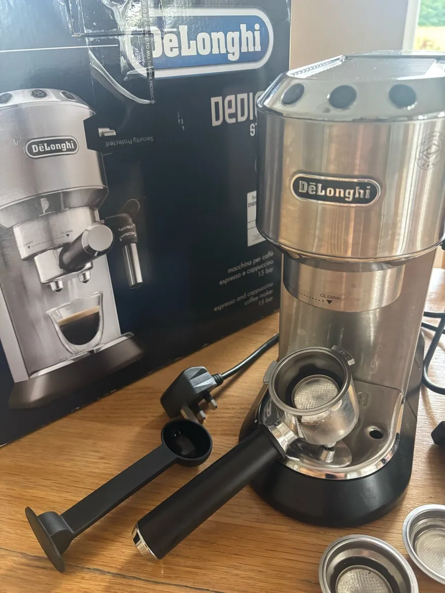 Delonghi coffee machine - Image 2