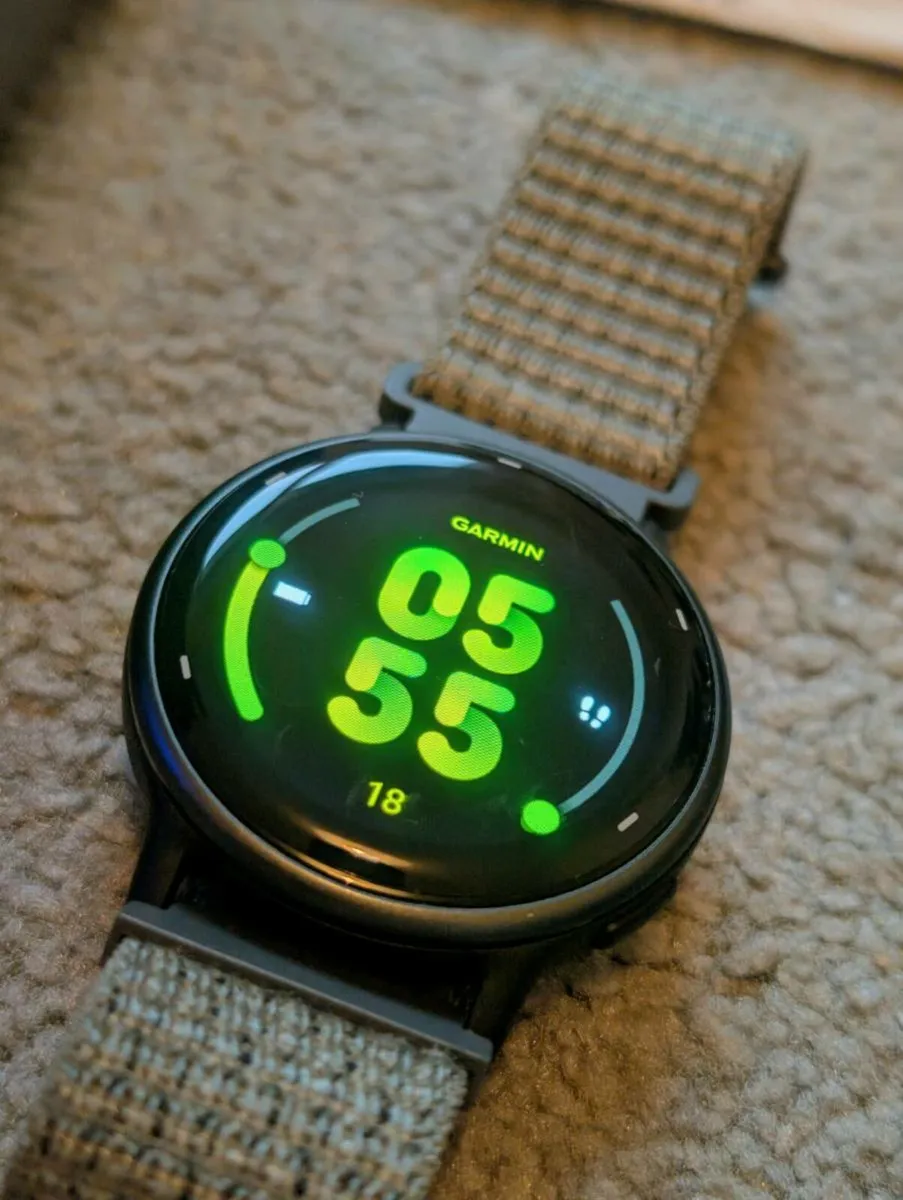 Garmin Vivoactive 5 - With Box/Receipt - Image 3