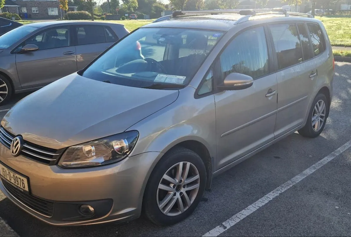 Volkswagen Touran 2015 - Image 4