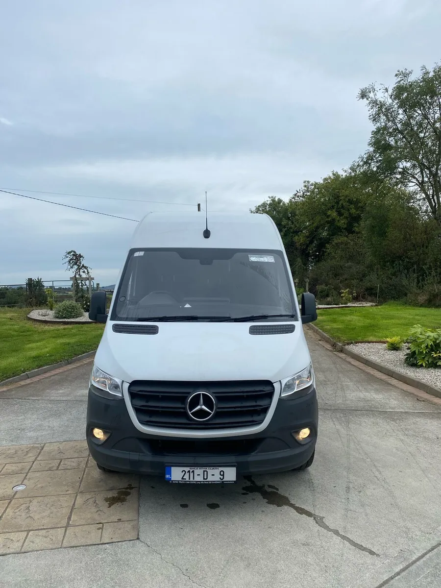 Mercedes sprinter LWB automatic - Image 2
