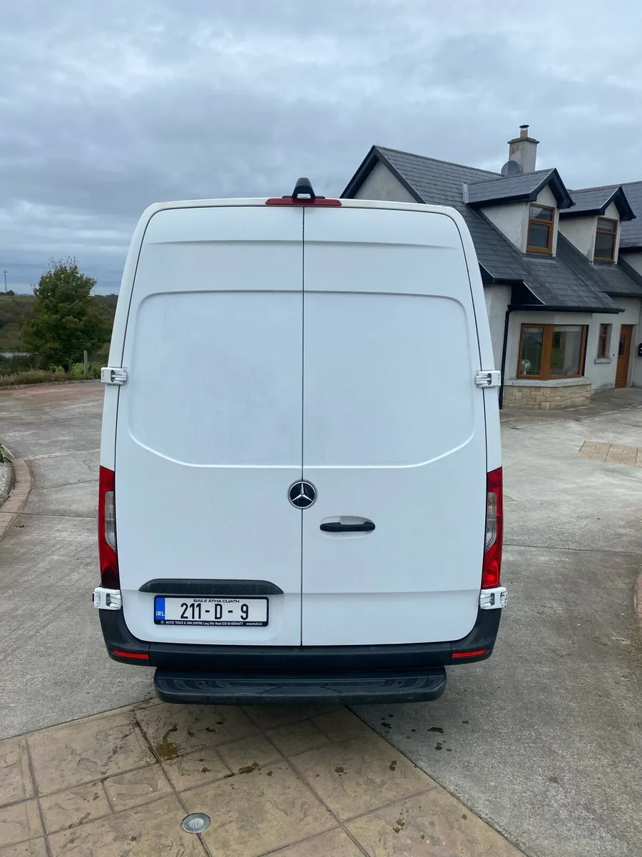 Mercedes sprinter LWB automatic - Image 4