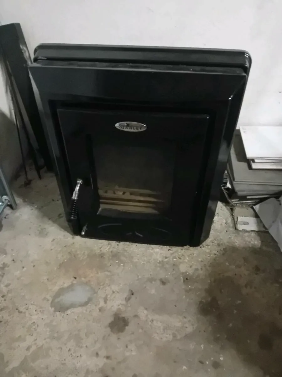 Stanley  stove - Image 2