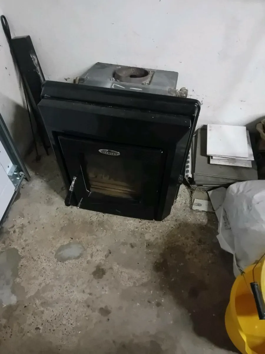 Stanley  stove - Image 3
