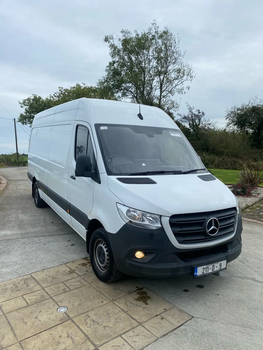 Mercedes sprinter LWB automatic - Image 1