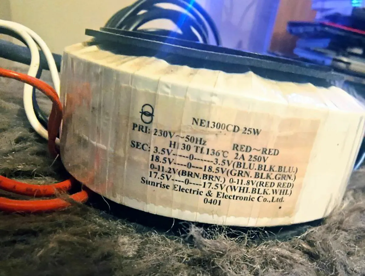 Toroidal Transformer 3.5V, 18.5V, 17.5V, 11.8 V - Image 3