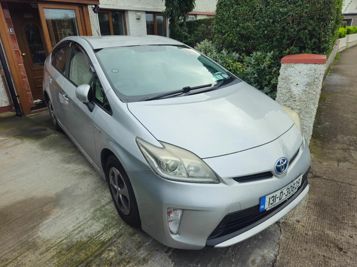 Toyota Prius 2013 - Image 4