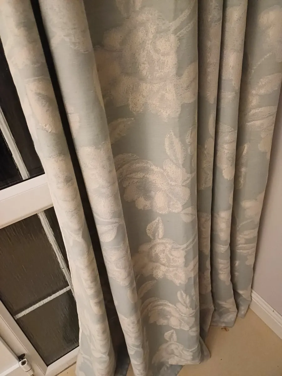 Duck egg blue fully lined curtains - Image 4