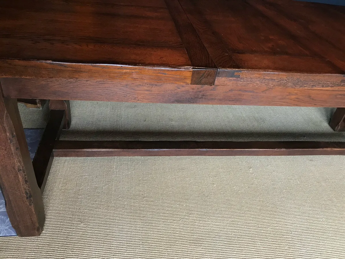 Dining Room Table & High Back Chairs - Image 4