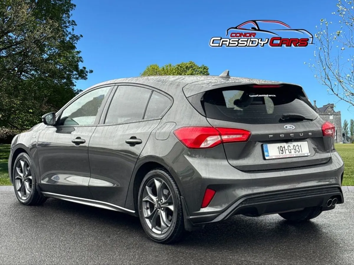 Ford Focus St-line 5DR 1.5tdci 125PS 6spd - Image 3