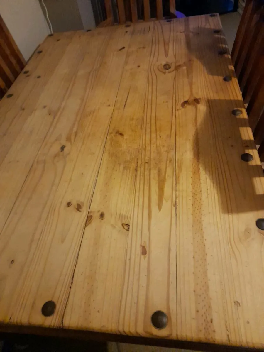 Large Rustic Timber Table & Chairs - Image 3