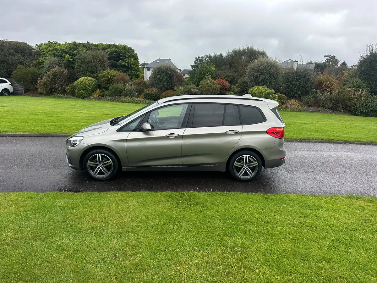 BMW 218 D Sport 7 seater - Image 2