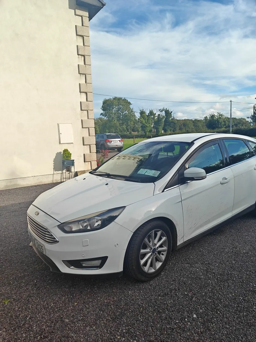 Ford Focus 2018 - Image 2