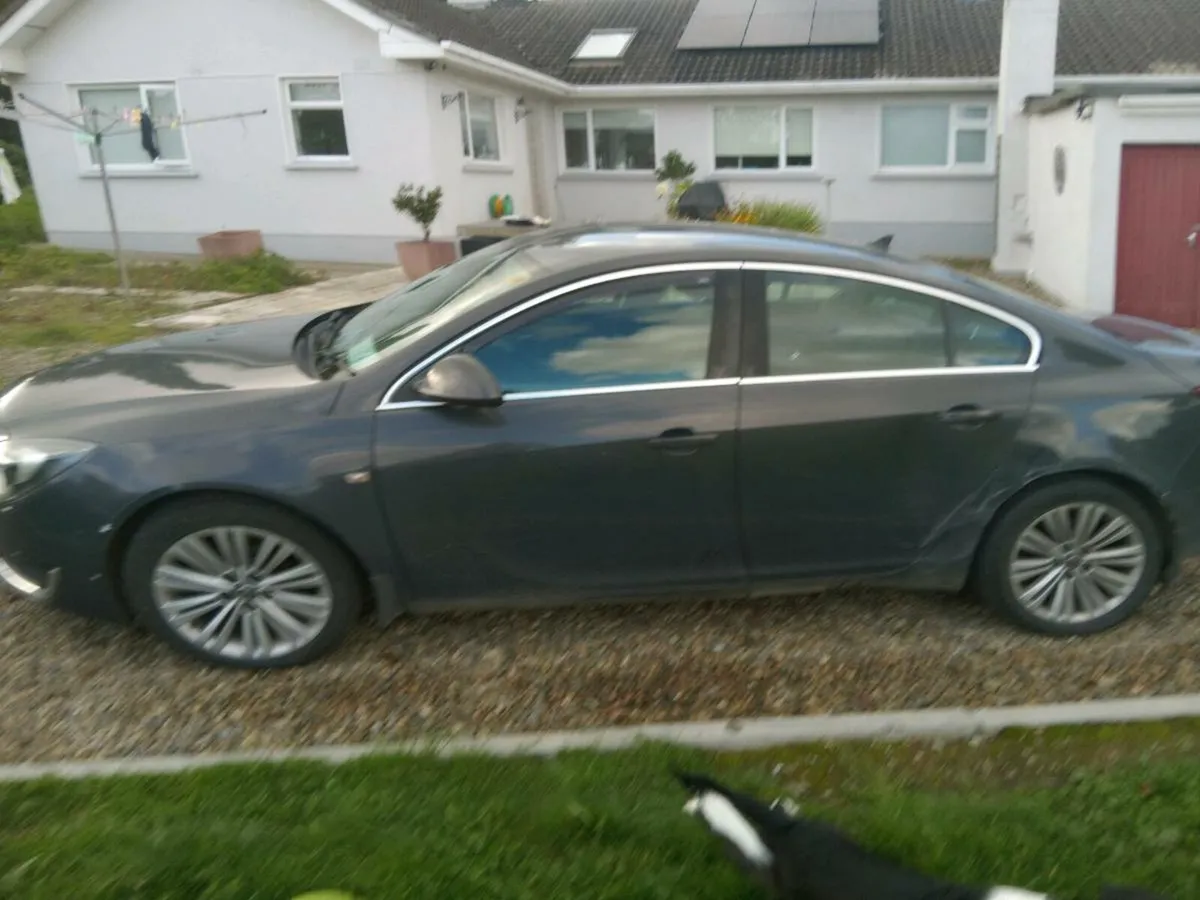 Car - Image 1