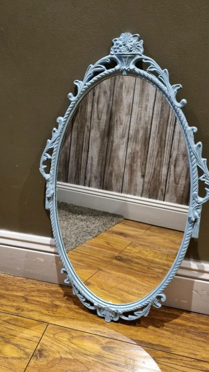 Mirror - Image 1