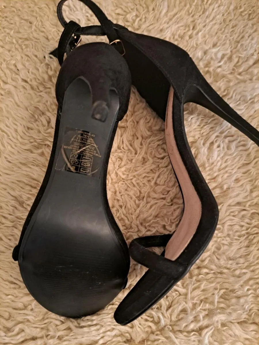 Shoes - Image 2