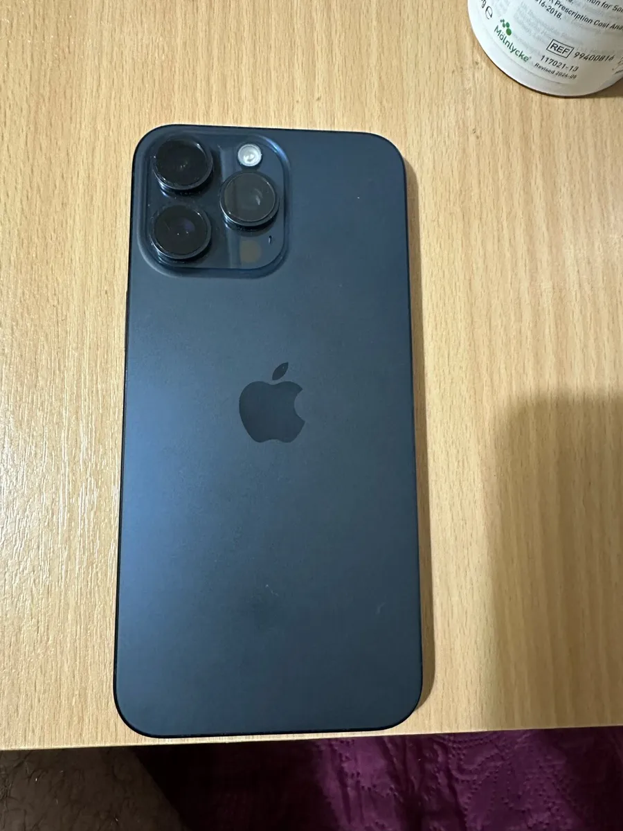 Iphone 15 pro max 256 GB - Image 4
