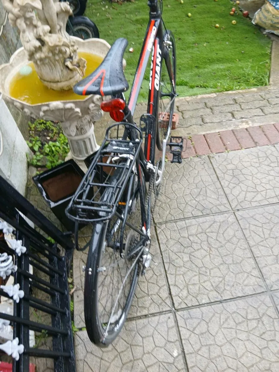 Gents hybrid road bike - Image 2