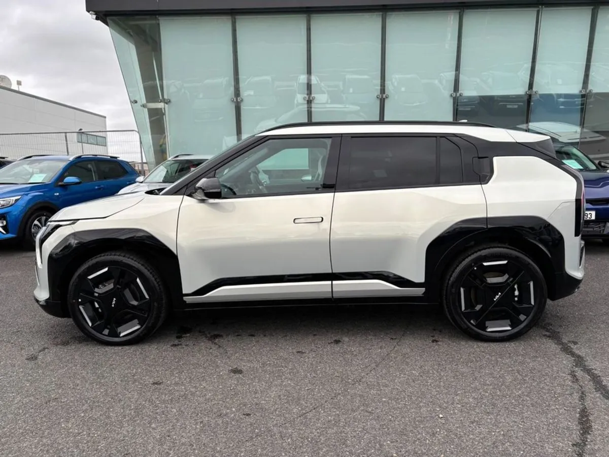 Kia EV3 GT Line - Image 3