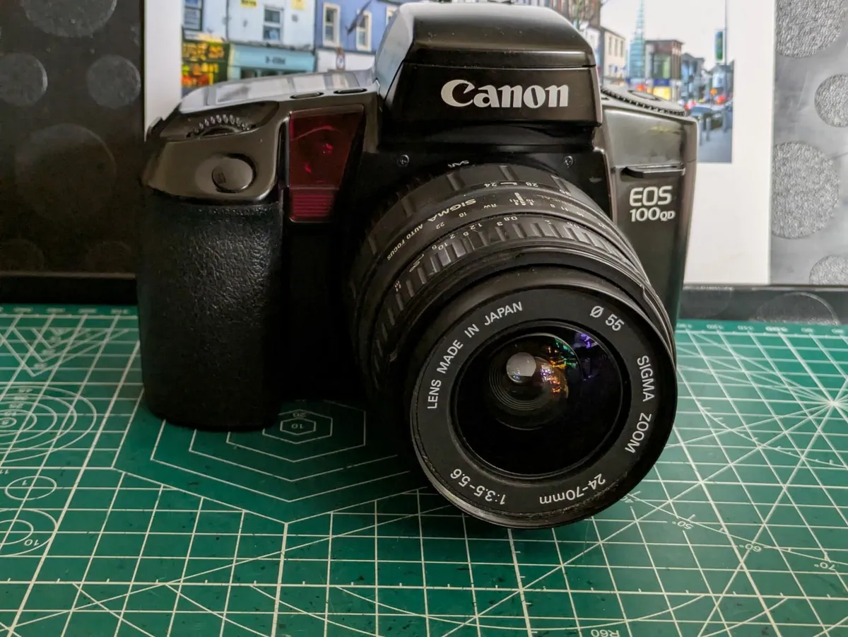 Canon EOS 100QD + Sigma 24-70/3.5-5.6 zoom lens - Image 1