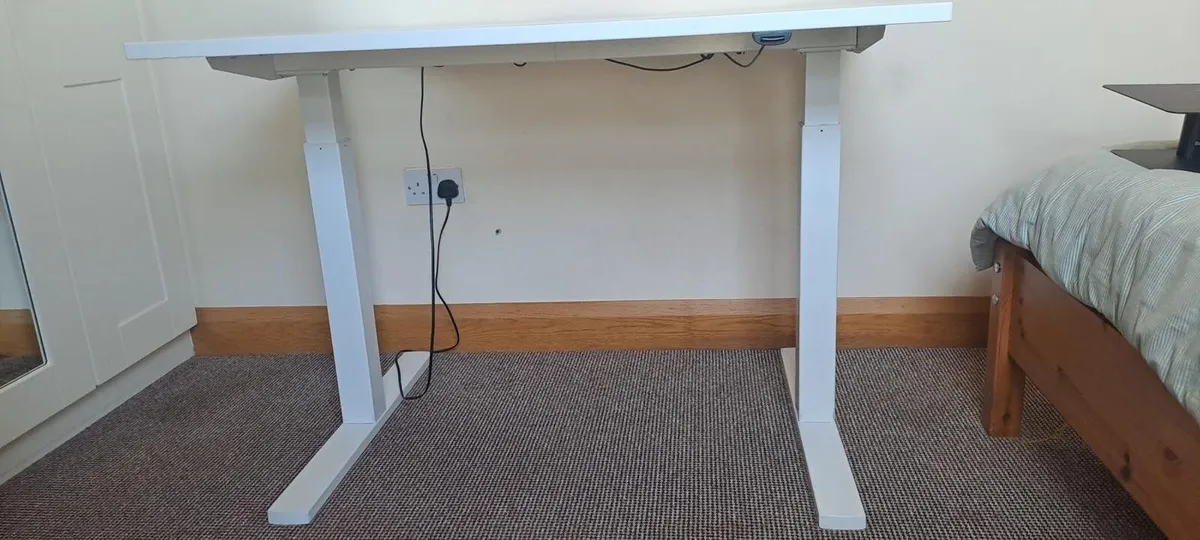 Adjustable Height Desk 80x120cm - Image 2