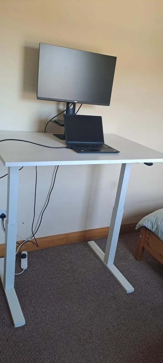 Adjustable Height Desk 80x120cm - Image 4