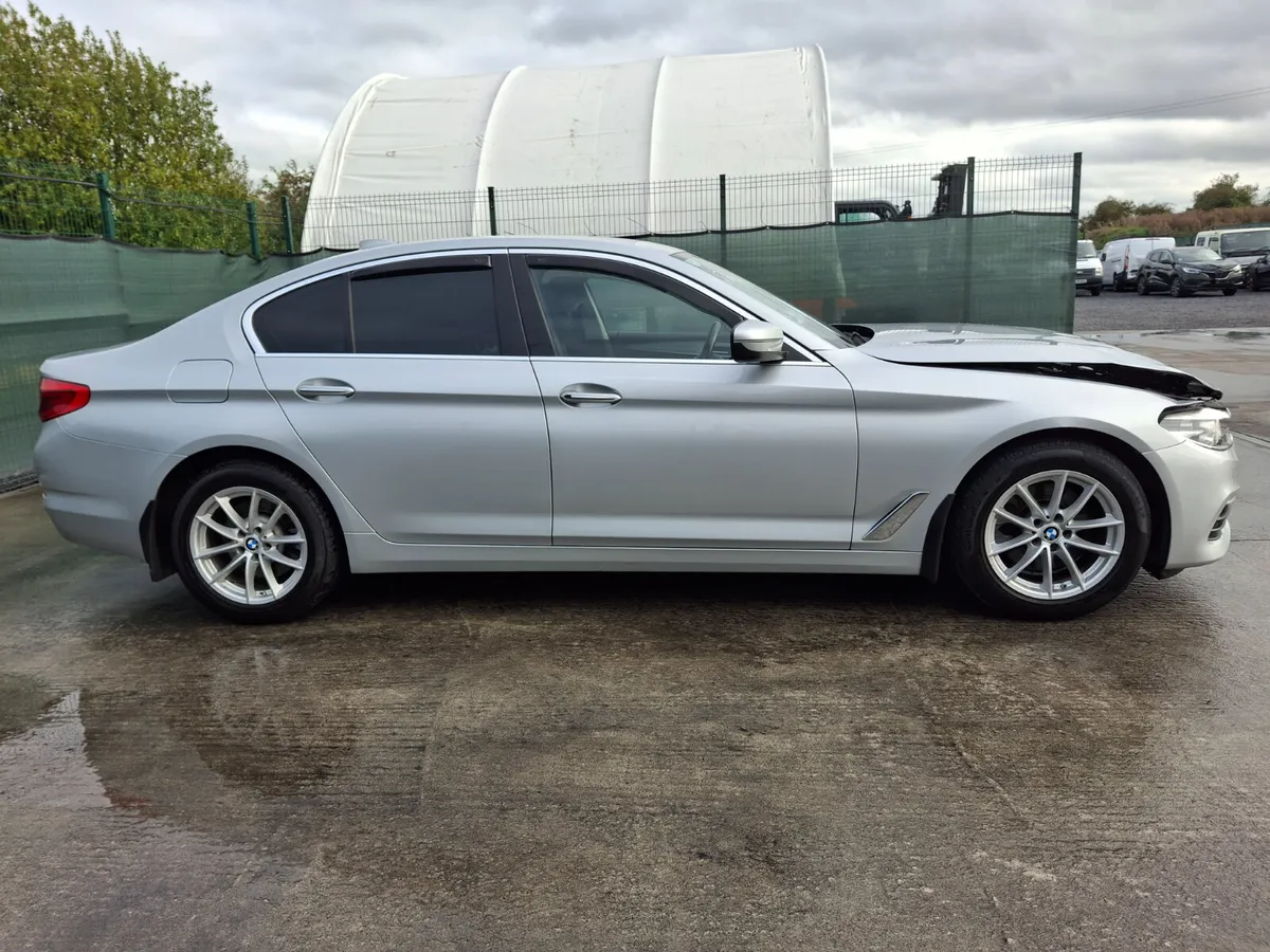 2018 BMW 520D Automatic 2.0D.light Damage - Image 3