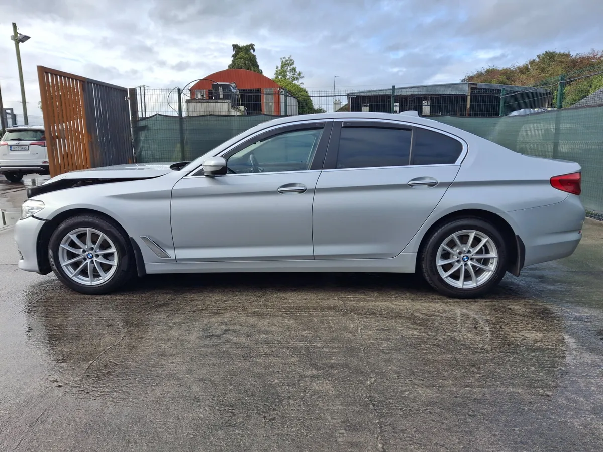 2018 BMW 520D Automatic 2.0D.light Damage - Image 2
