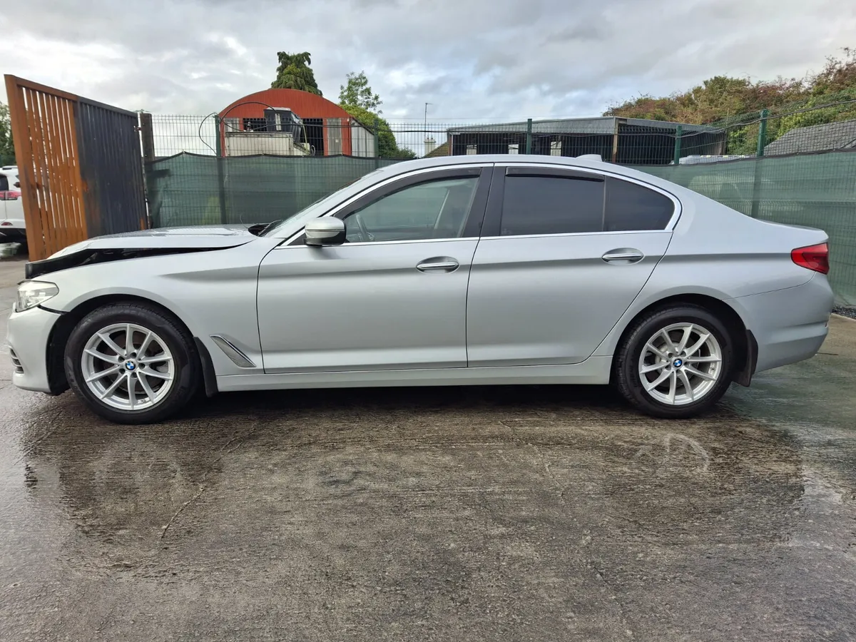 2018 BMW 520D Automatic 2.0D.light Damage - Image 4