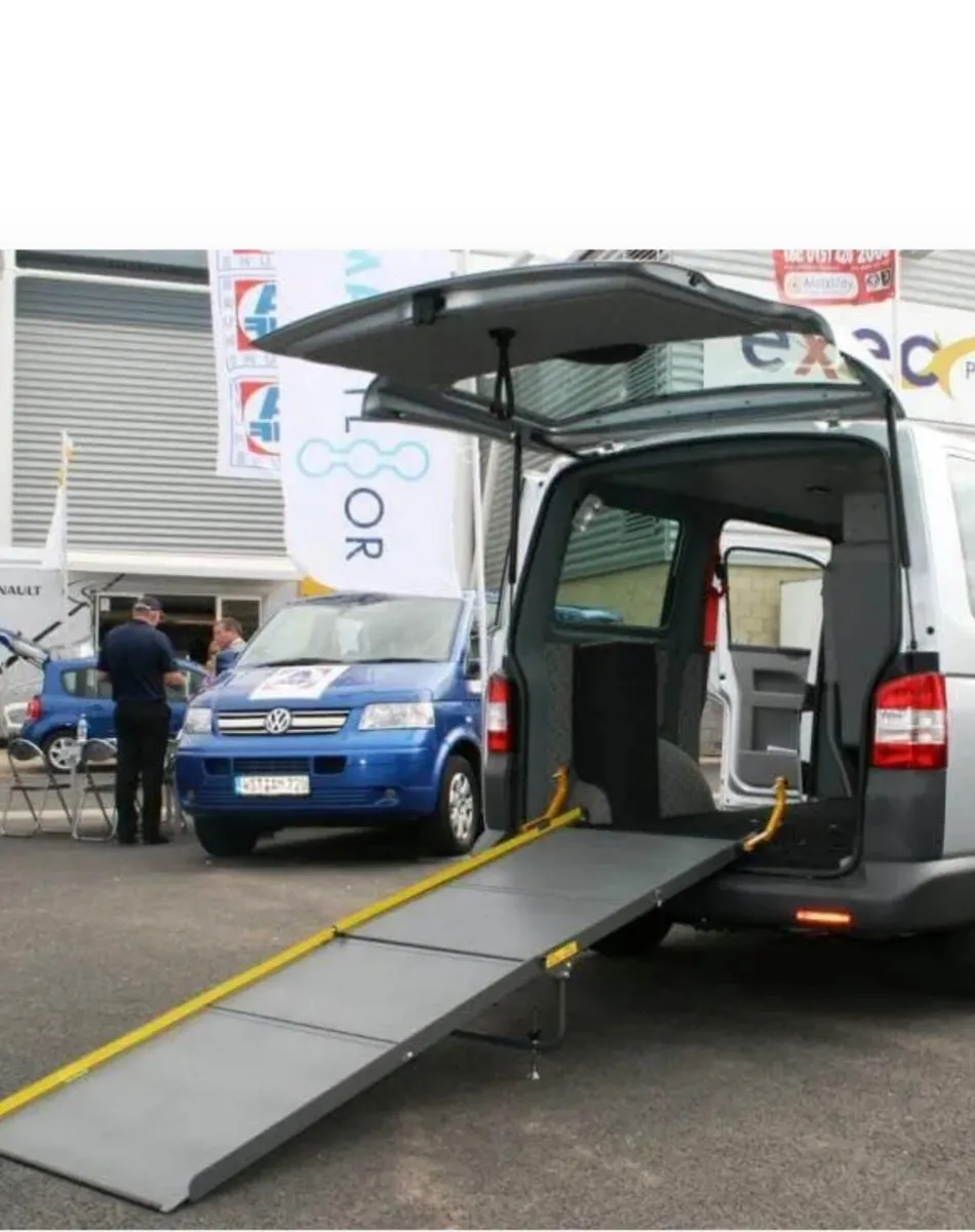 Van / minibus access ramp - Image 1