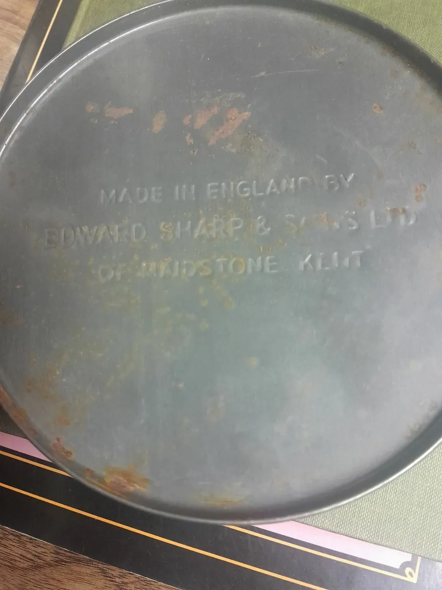 Vintage sweet tin - Image 3