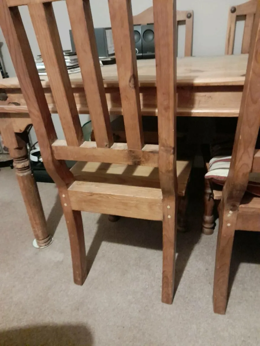 Large Rustic Timber Table & Chairs - Image 4