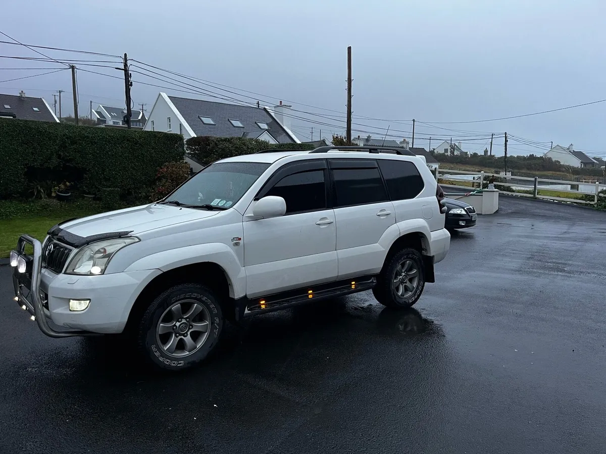 Toyota landcruiser - Image 2