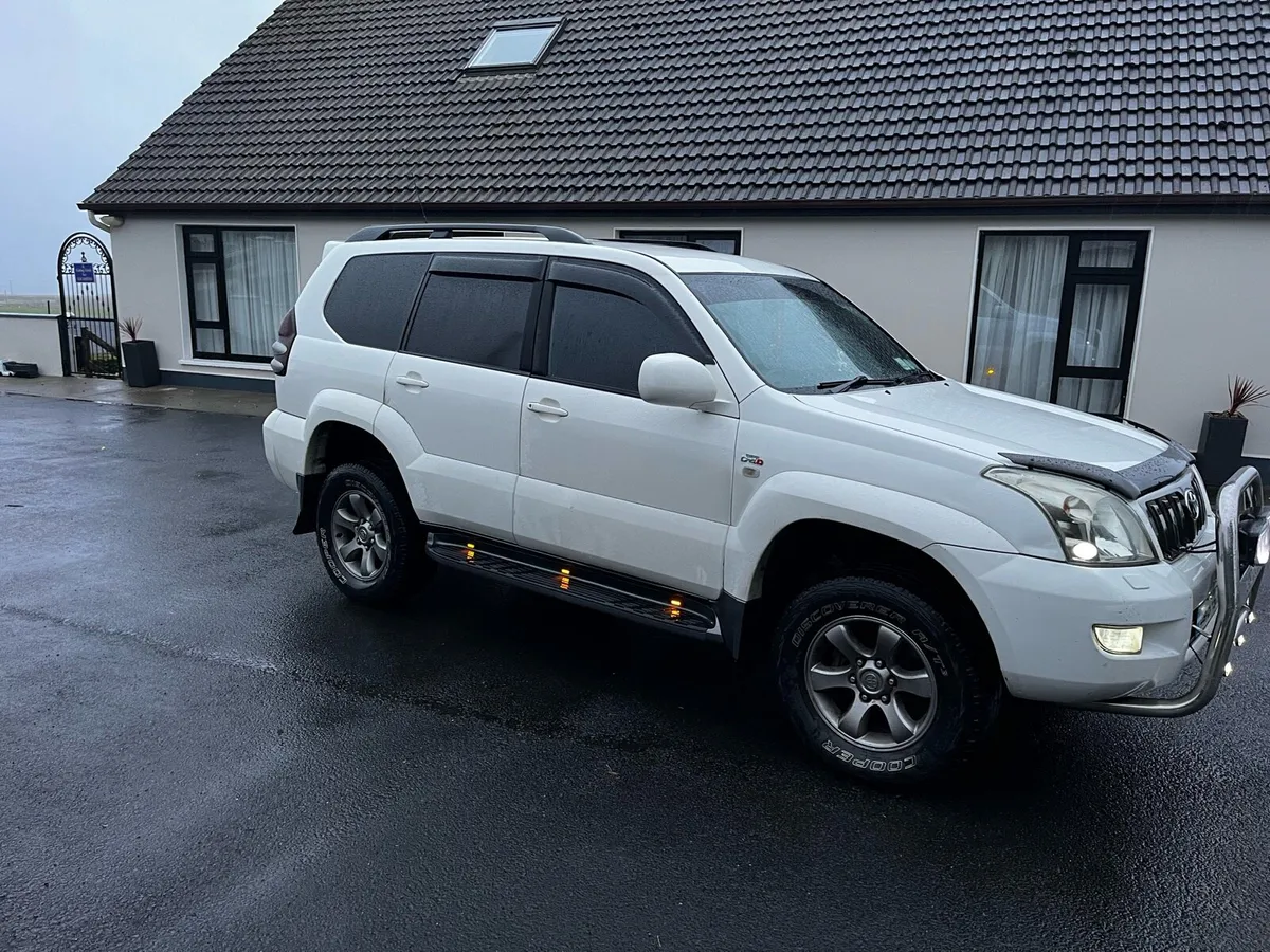 Toyota landcruiser - Image 3