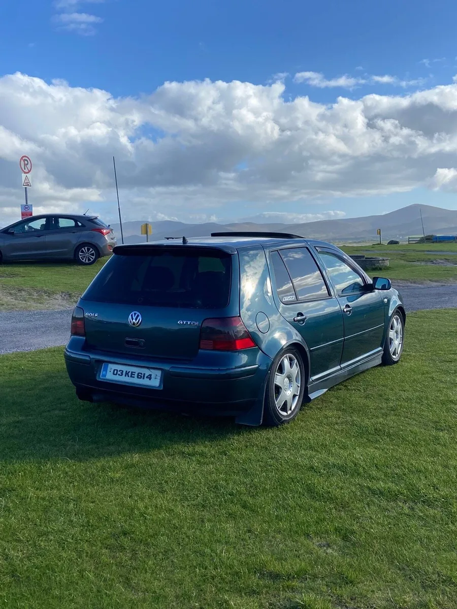 Kitted MK4 Golf sunroof - Image 2