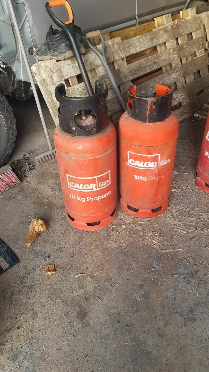 18kg Gas cilynders for sale.