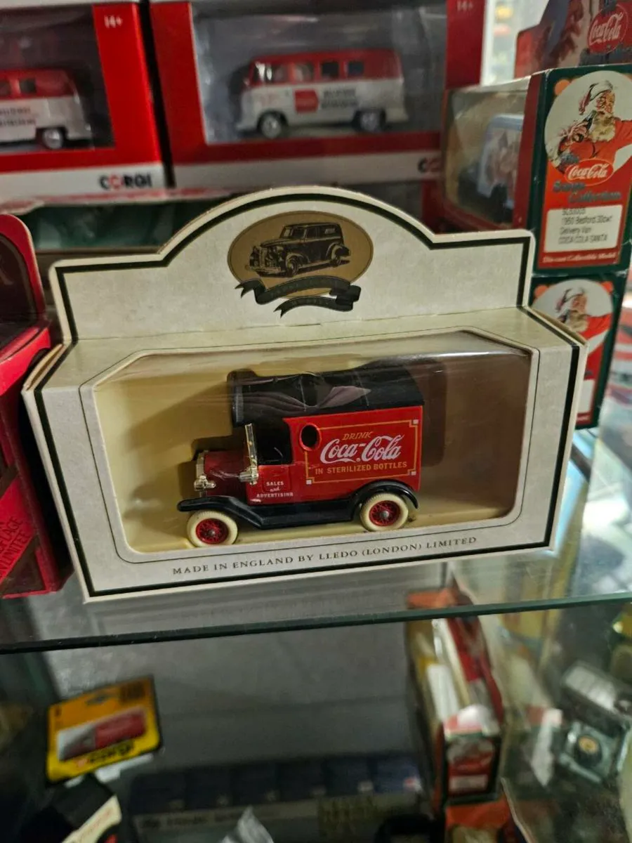 Corgi Lledo Coca Cola Van