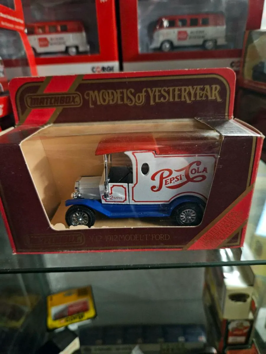 Matchbox Yesteryear Pepsi Cola Van
