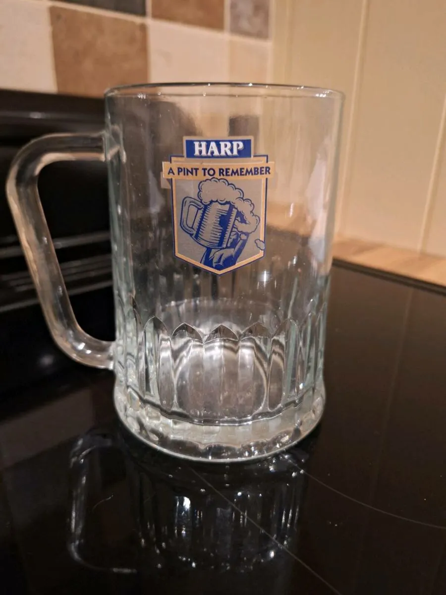 Vintage Harp glass - Image 2