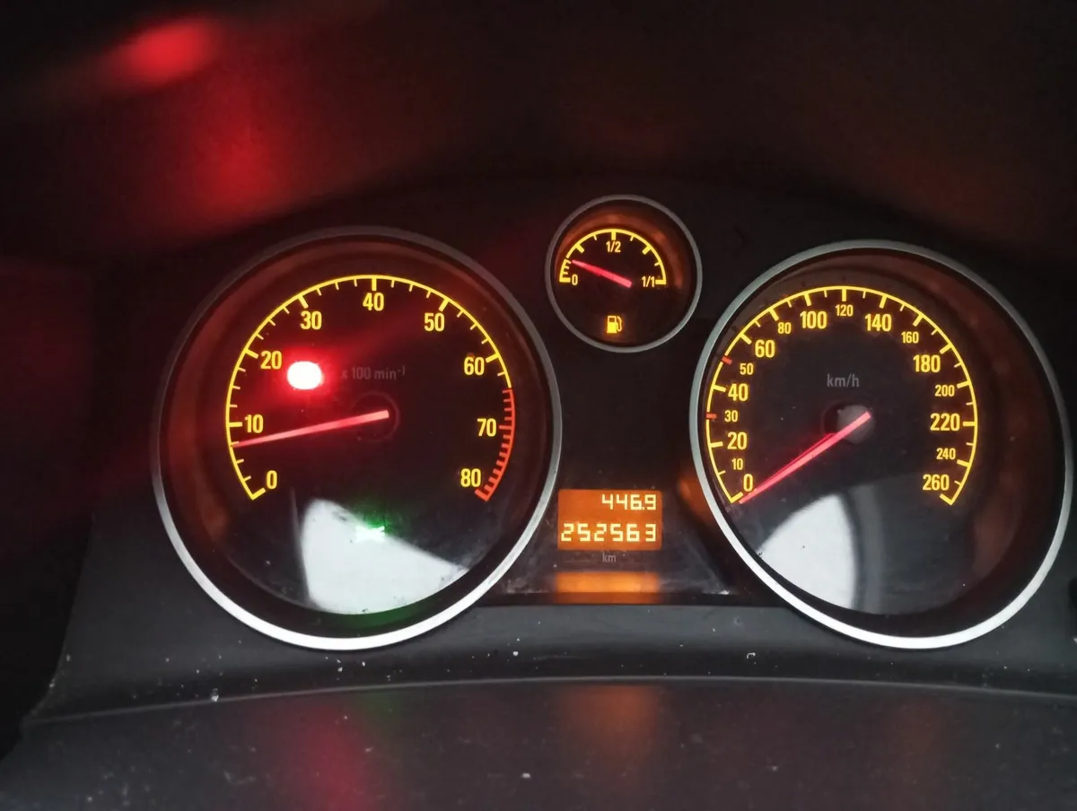 Opel Astra 2007 - Image 4