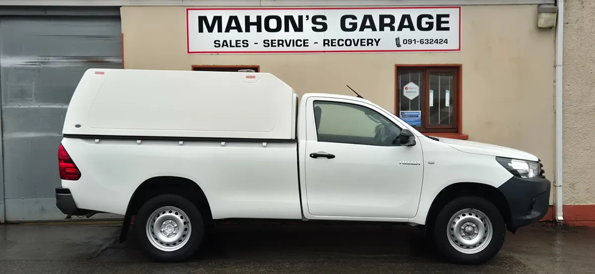 Toyota Hilux 2018 Single Cab Manual - Image 2