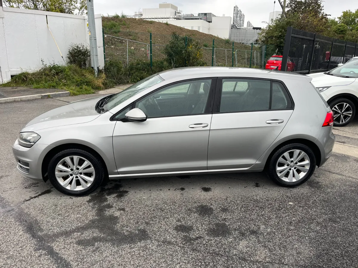 VOLKSWAGEN GOLF 2015, 1.2 TSI 5DR AUTO LOW KMS - Image 4